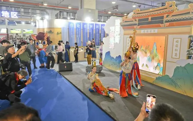 浙江温州国际时尚文化产业博览会瑞安文创成果亮相