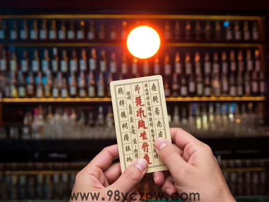揭秘生肖谜题，一轮红日破晓时，巧妙解答生肖生肖谜题的答案揭晓！