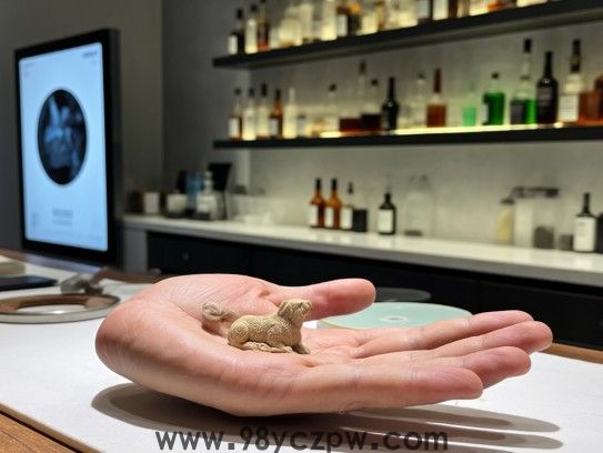 寒耕暑耘指掌技艺，匠心独运呈现生肖文化精粹之作
